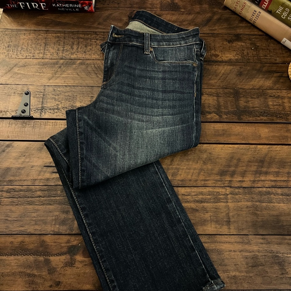 Sz 8 Women’s Kut from the Kloth Blue Straight Jeans Classic Style - Picture 1 of 6